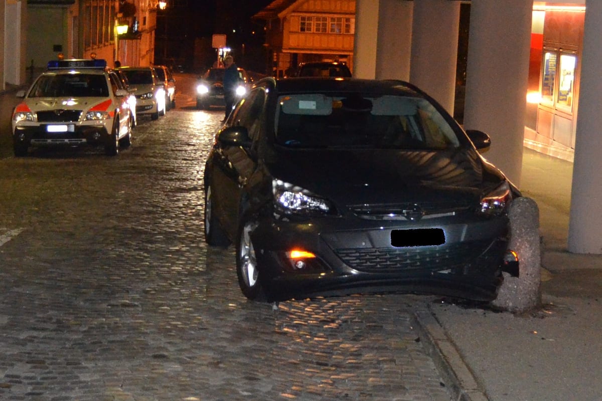 In Herisau mit Schutzposten kollidiert