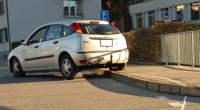 Ohne Führerschein: 17-Jähriger verursacht Unfall in Herisau