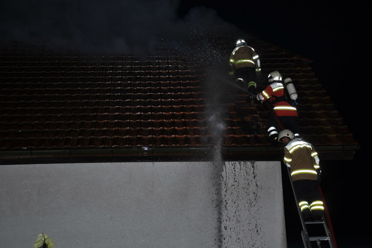 Blitzeinschlag in Reiheneinfamilienhaus in Lommiswil SO 