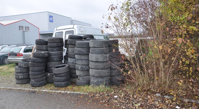 In Derendingen illegal Reifen 