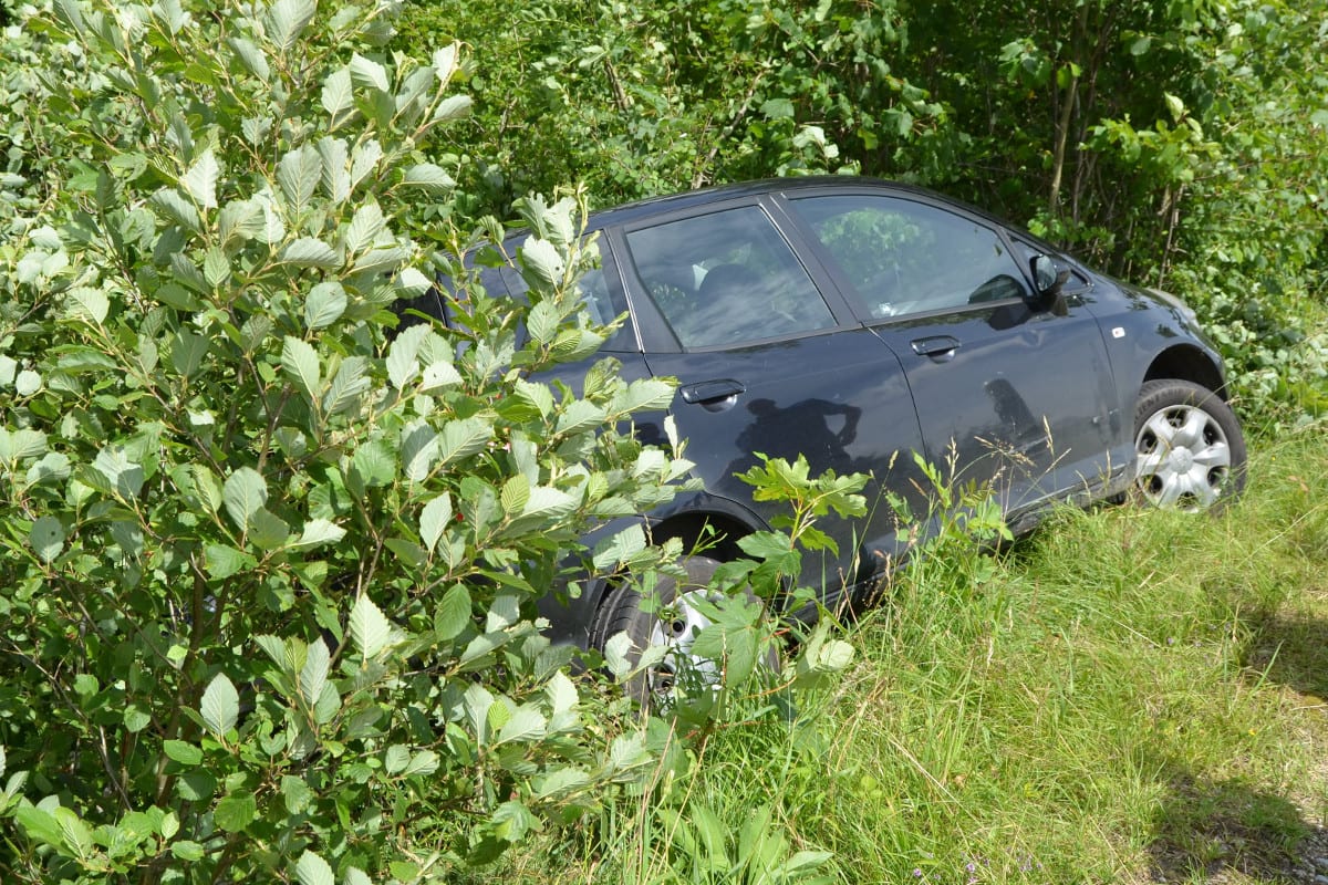 In Urnäsch über den Fahrbahnrand geraten