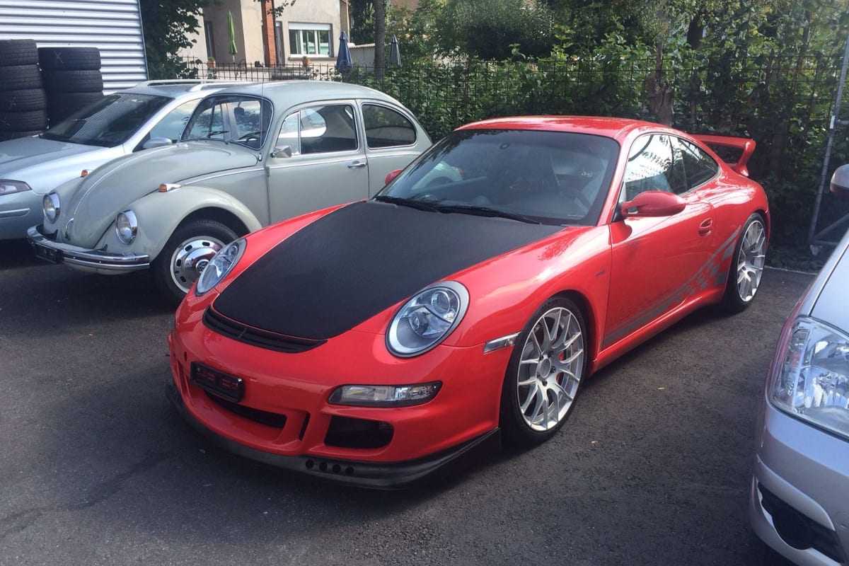 Porsche aus Gerlafinger Autowerkstatt geklaut