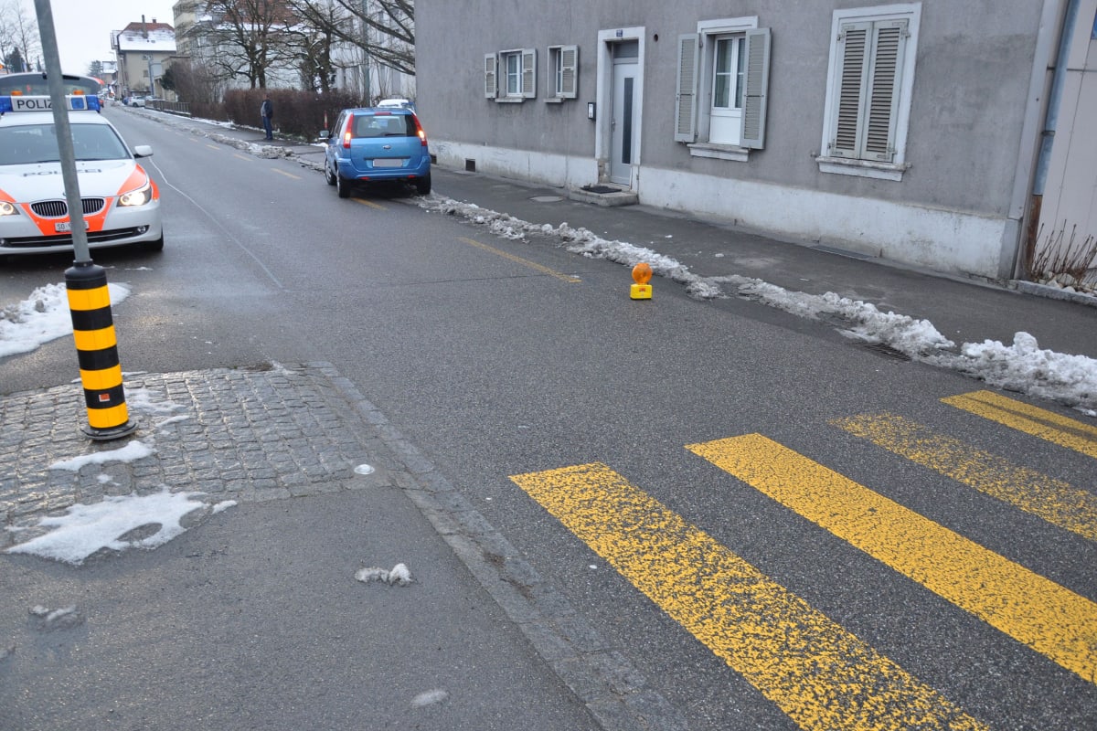 Fussgängerin in Grenchen von Auto erfasst - Zeugen gesucht