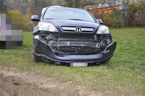 Mümliswil SO - Nach Kollision mit parkiertem Auto davon gefahren - Zeugenaufruf