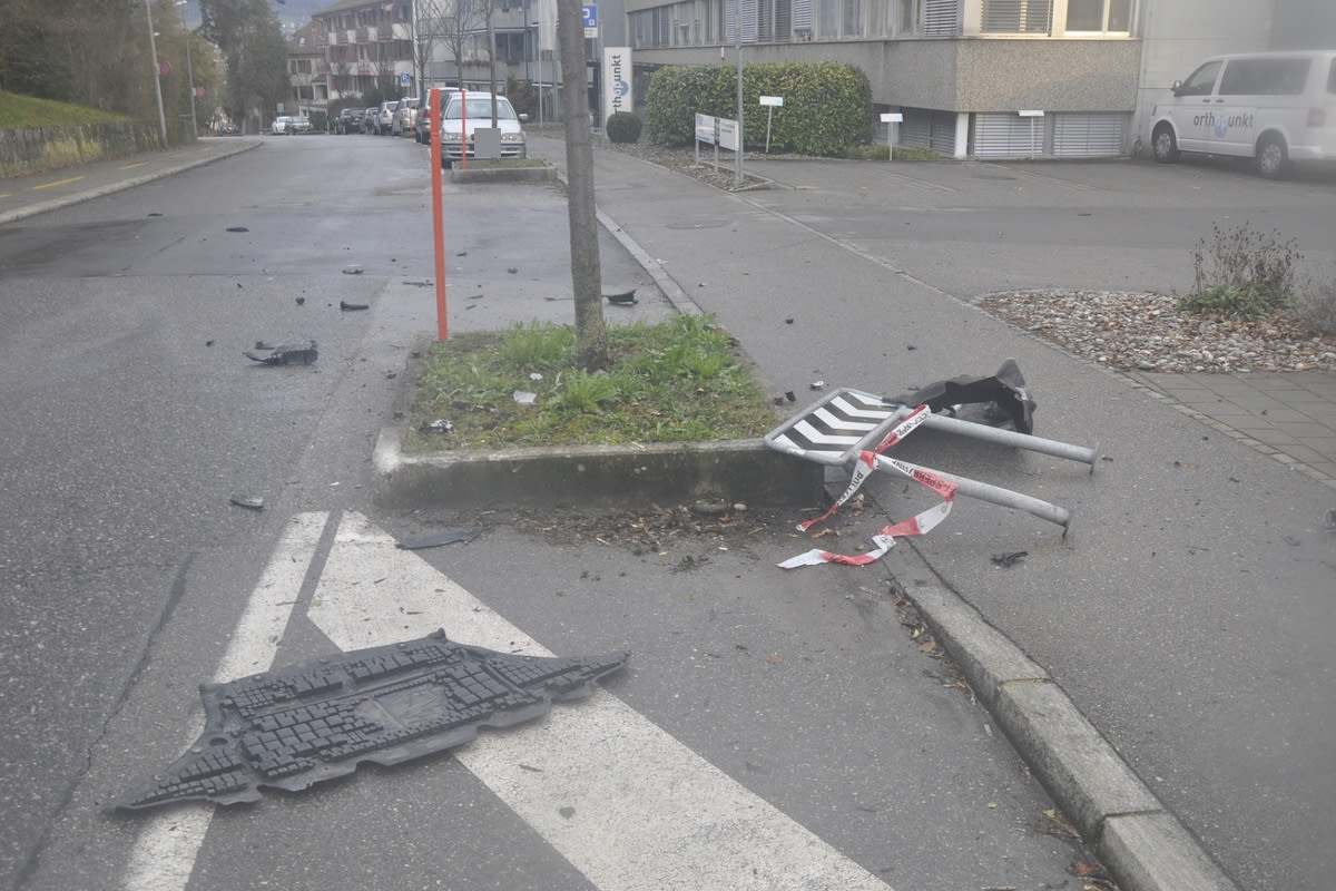 Fahrerflucht in Solothurn - grauer Audi A6 gesucht