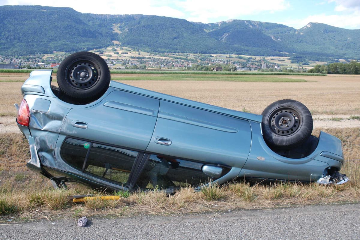 Bei Alleincrash auf der A5 in Grenchen überschlagen