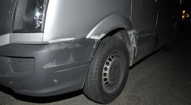 Mit Leitplanke kollidiert - Fahrerflucht in Egerkingen