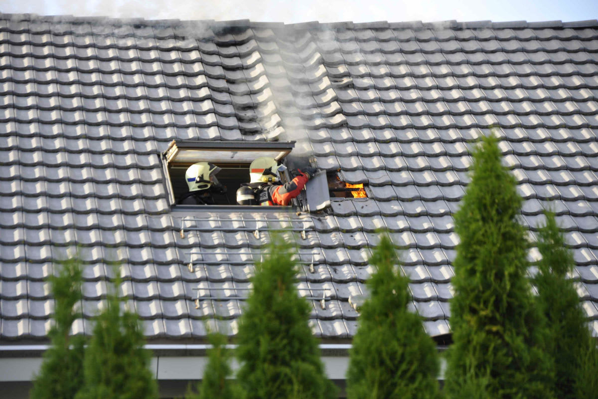 Derendingen SO - Dach in Brand geraten
