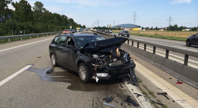 Oberbuchsiten: Auffahrcrash sorgt für Stau auf der A1