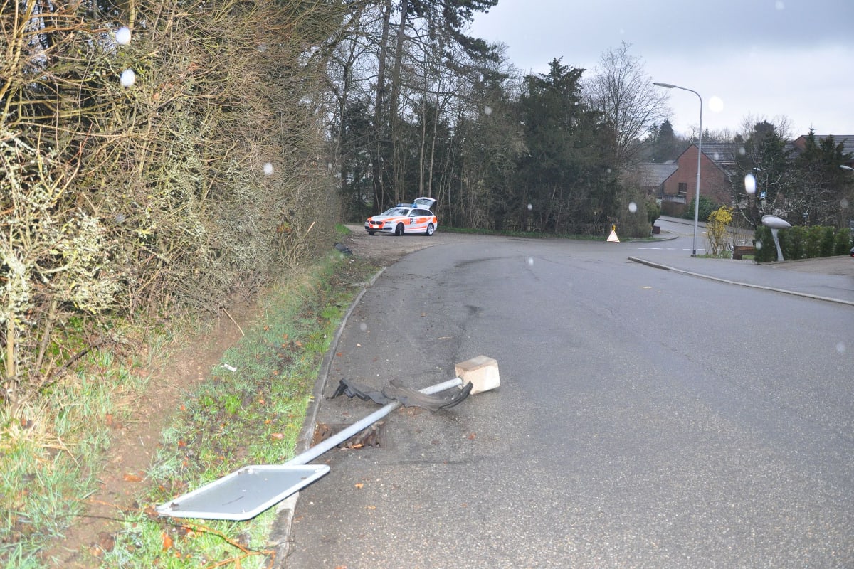Fahrerflucht in Solothurn - Daihatsu Materia gesucht