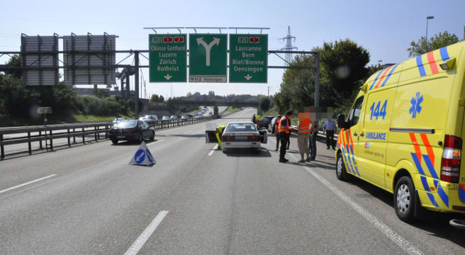 Egerkingen/Niederbipp: Auffahrkollisionen auf Autobahn fordern drei Verletzte