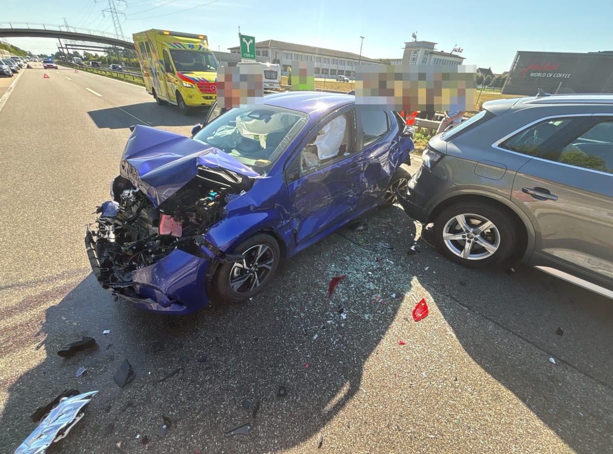 A1 Oberbuchsiten SO – Auffahrunfall mit vier Autos
