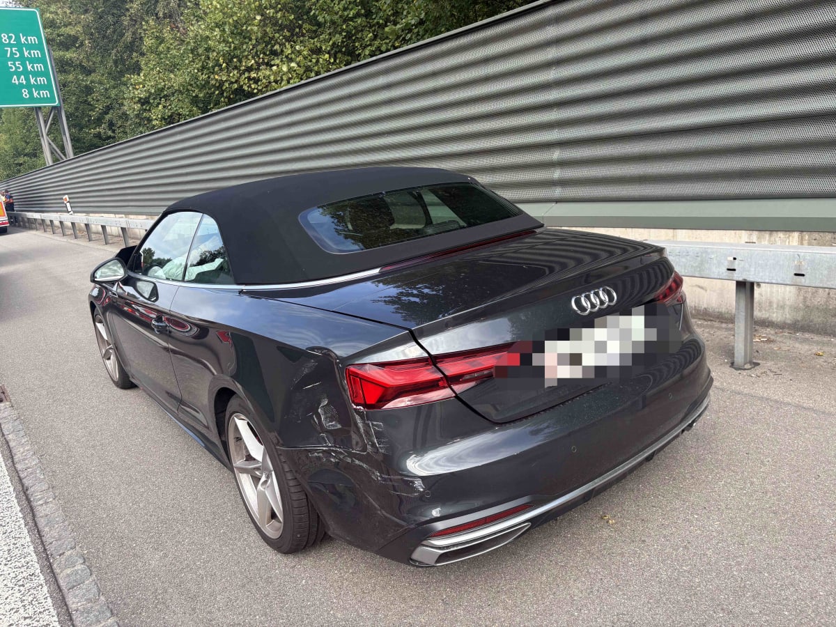 St.Gallen – Unfall auf A1 – Polizei sucht Zeugen