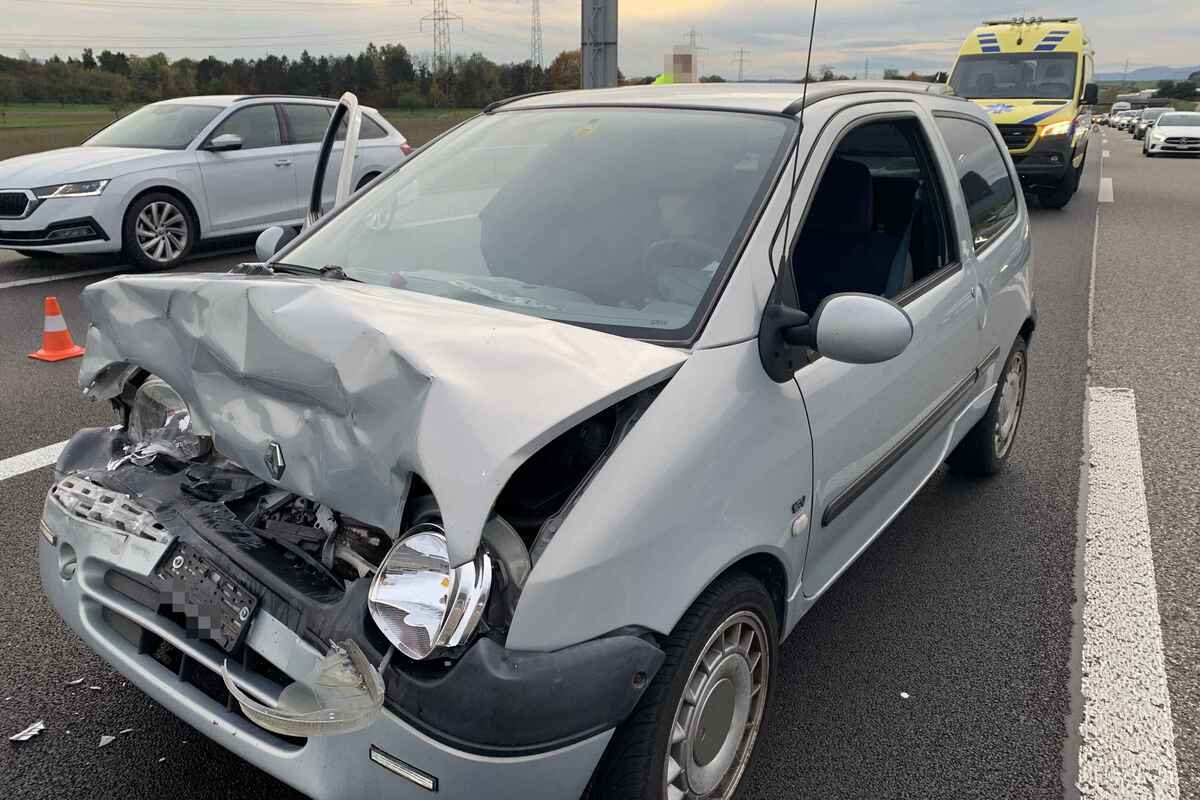 Oberbipp/Autobahn A1 SO - Unfall zwischen zwei Autos 