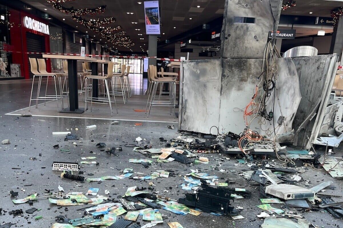 Marin-Epagnier NE – Geldautomaten im Marin Centre gesprengt
