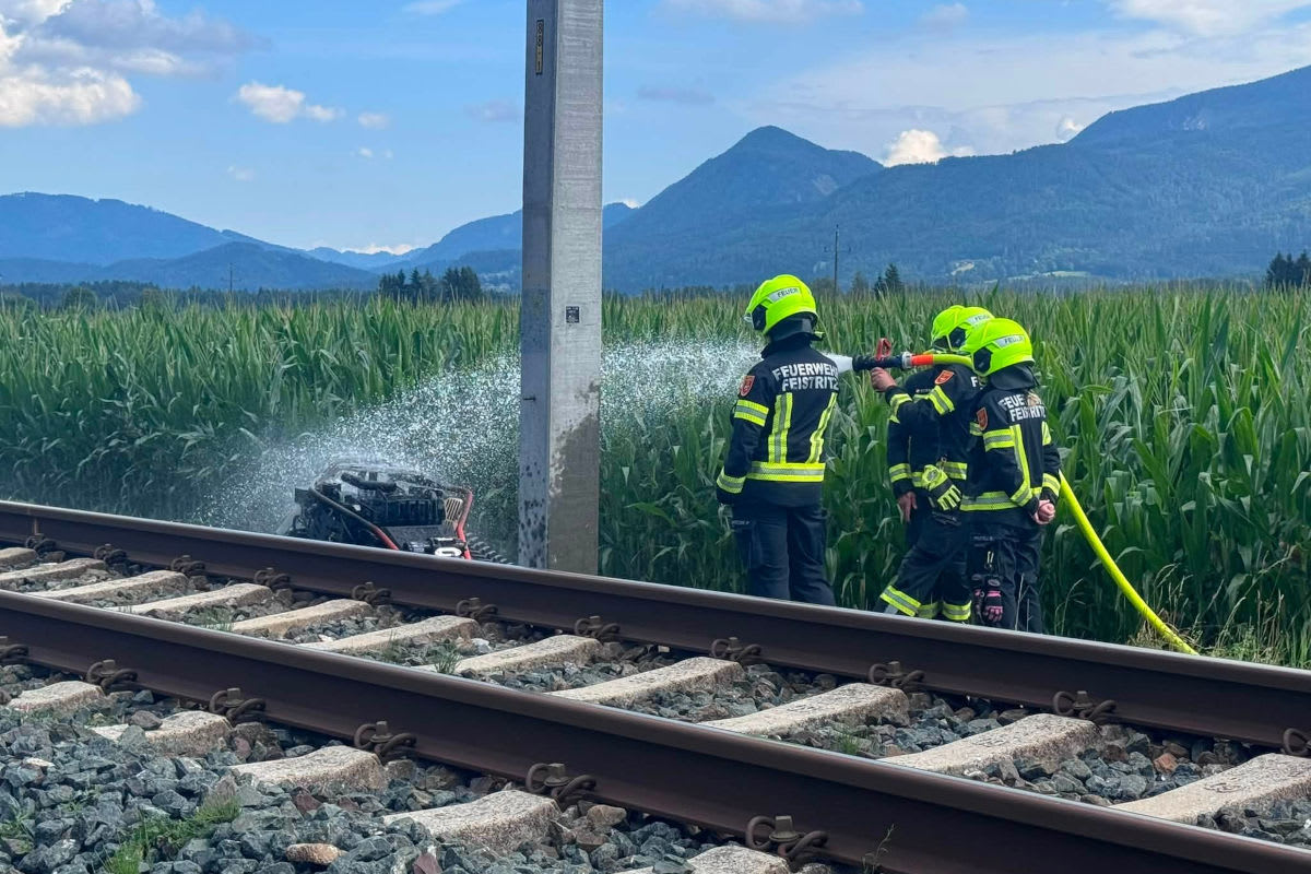 Unterlibitsch – Mähraupe in Brand geraten
