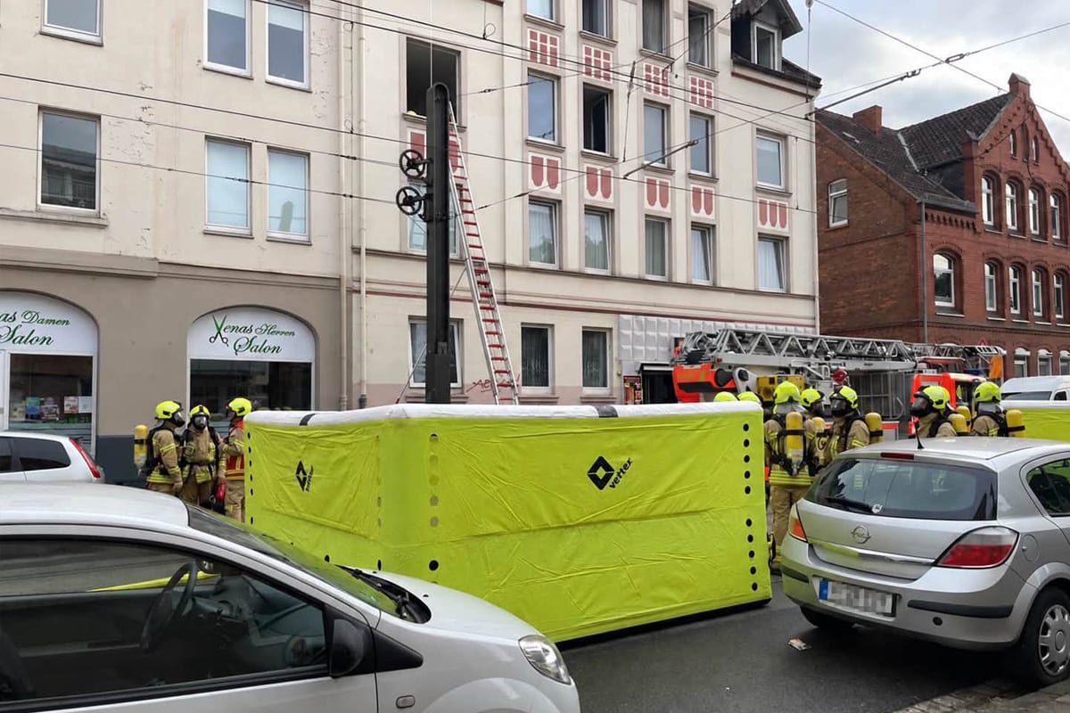 Hannover – Elf Verletzte bei Brand in Mehrfamilienhaus