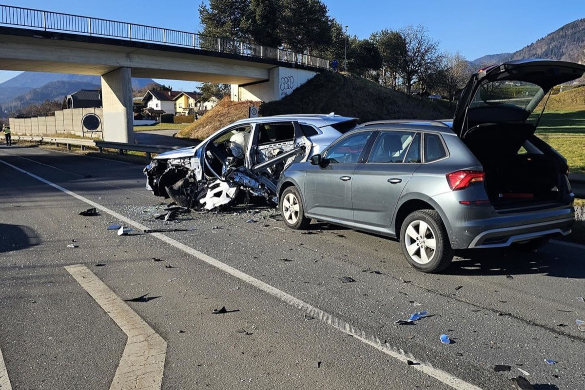 Vassach – Drei Verletzte nach Unfall mit vier Pkw
