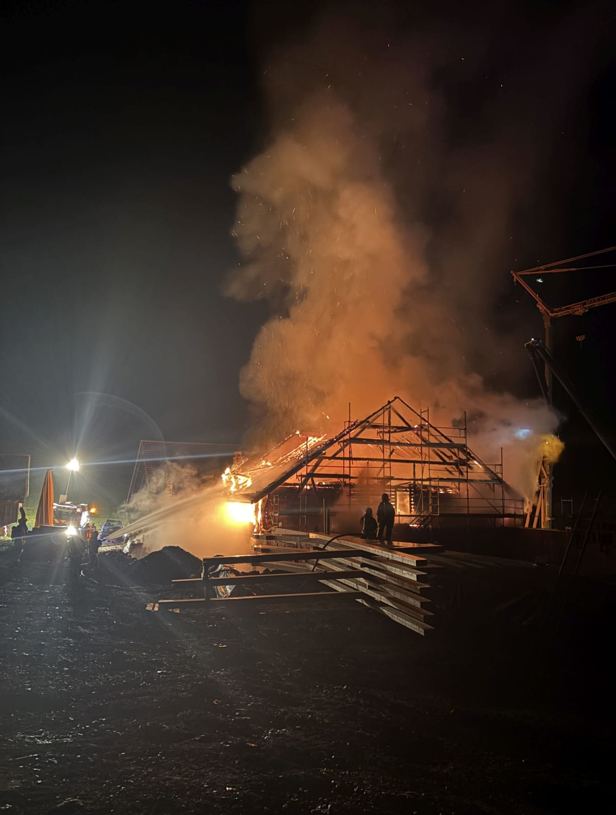 Liesberg BL – Einfamilienhaus steht in Vollbrand