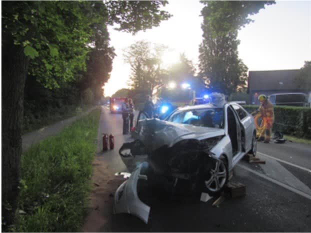 Ratingen – Fahrer verliert Kontrolle und verletzt sich schwer