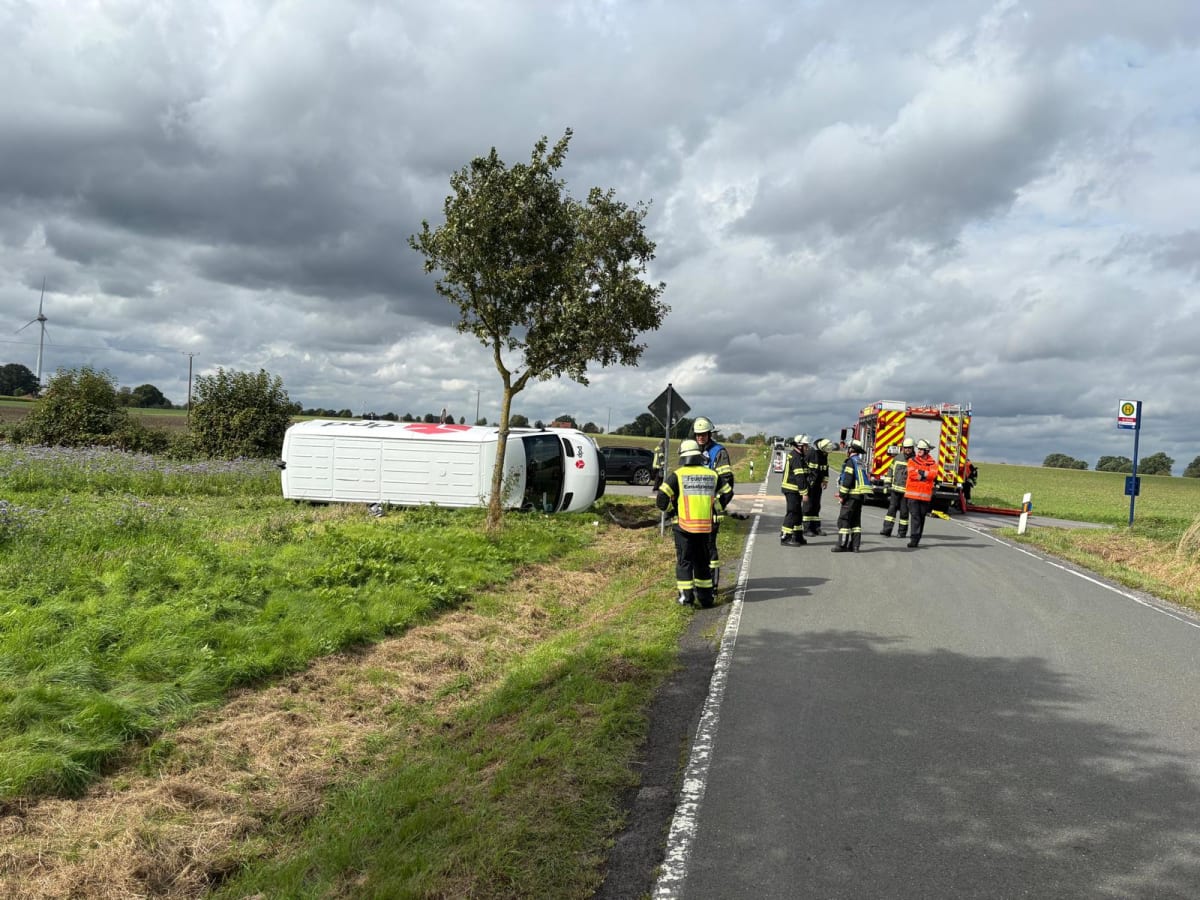 Werne – Vier Verletzte bei schwerem Unfall von Transporter und Pkw