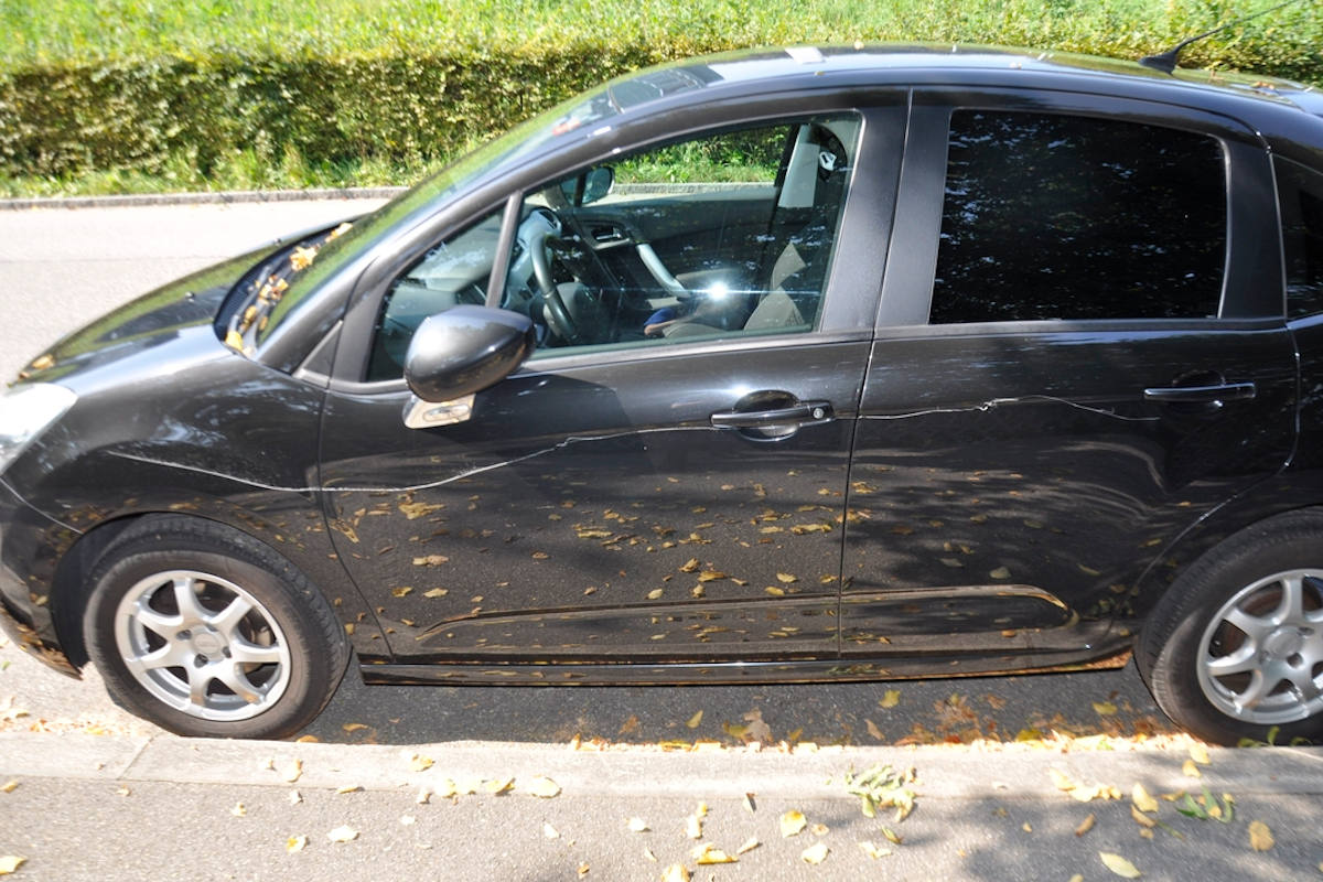 Vandalismus in Trimbach SO – Unbekannte beschädigen mehrere Autos – Zeugenaufruf