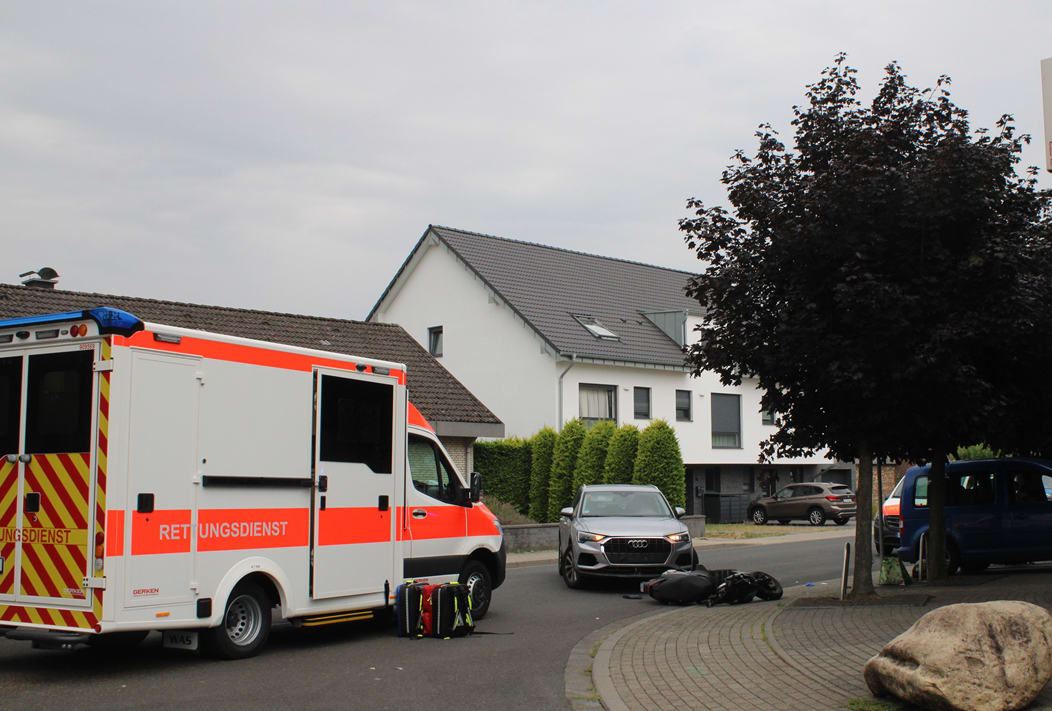 Grevenbroich – Rollerfahrerin durch Autofahrer schwer verletzt