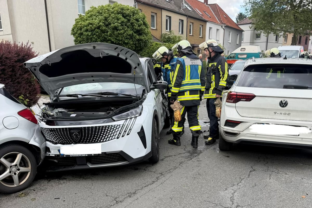 Bochum – Unfall mit fünf Autos und Verletzten