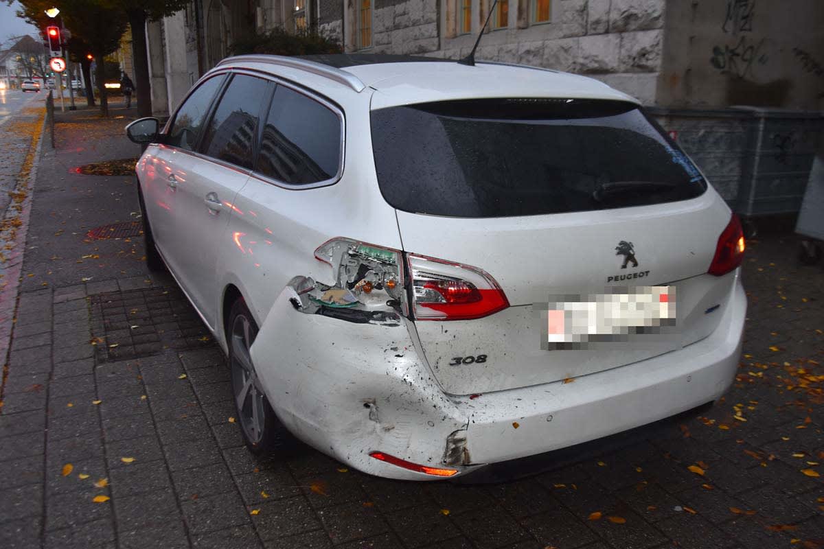 Dringender Zeugenaufruf aus Wiedlisbach SO - Lenker fährt nach Auffahrunfall davon