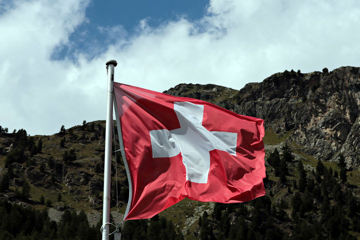 Schweiz - Polizei soll wichtige Informationen rascher erhalten