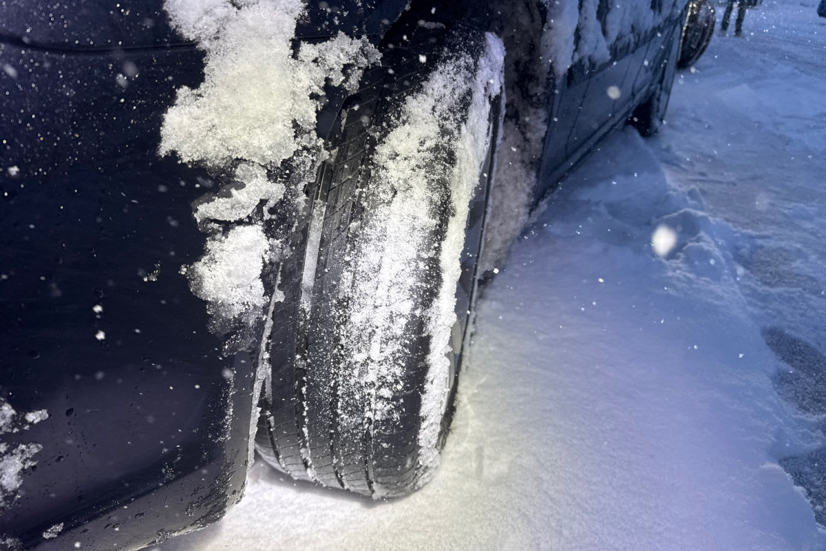 Appenzell – Mit Sommerreifen im Schnee stecken geblieben