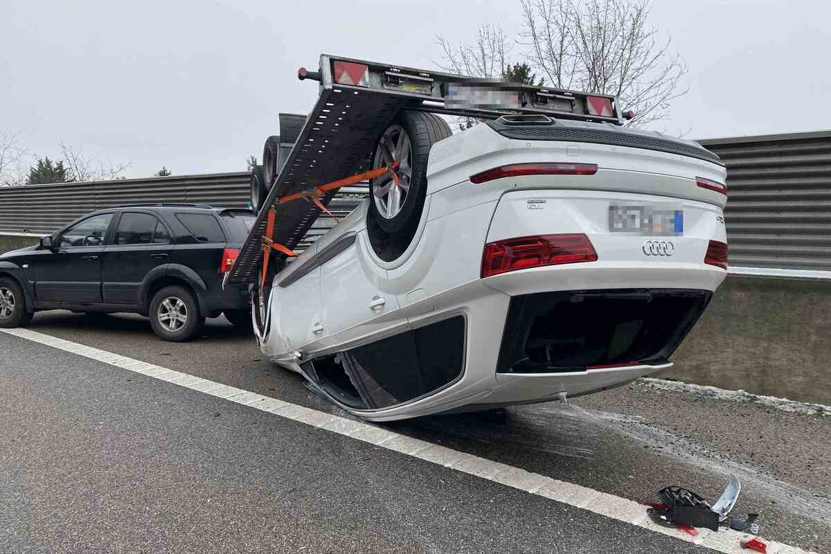 A1 bei Boningen SO - Anhänger überschlägt sich mit geladenem Auto