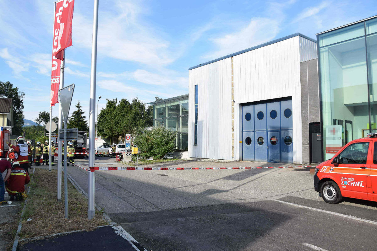 Zuchwil SO - Sechs Arbeiter nach Gasaustritt im Spital