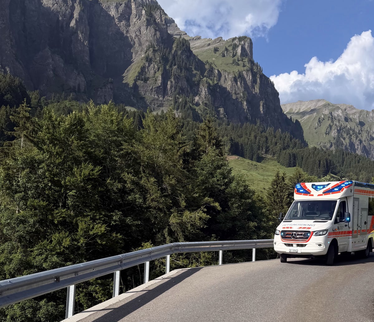 Muotathal SZ – Zwei Velofahrer nach Unfall im Spital