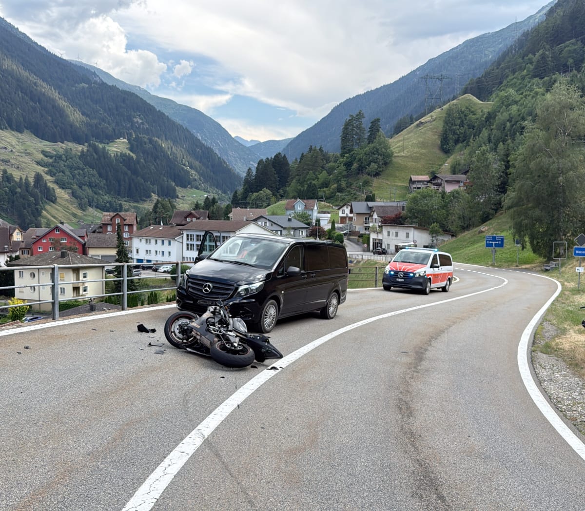 Uri – Mehrere Motorradunfälle auf Passstrassen