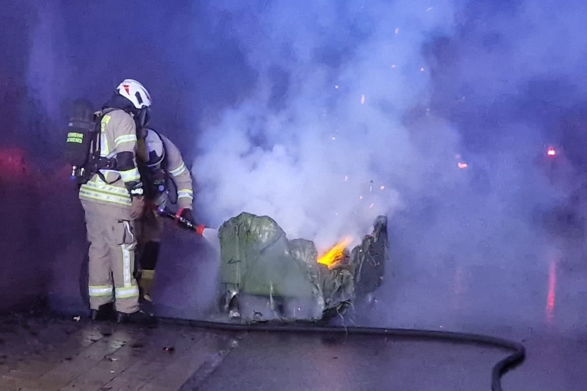 Hohenems – Container brennt neben Schulgebäude