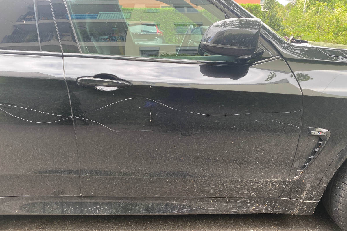 Subingen SO – Sachbeschädigungen an mehreren Fahrzeugen