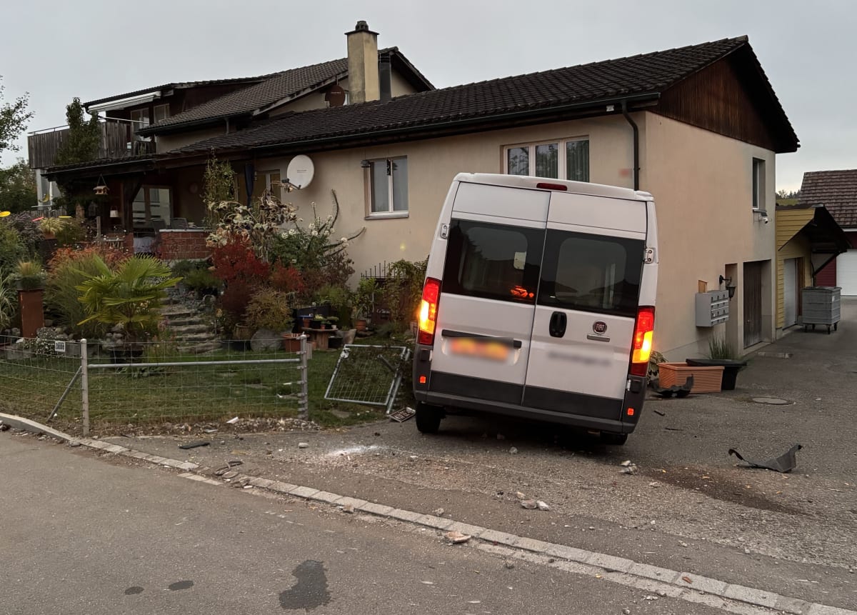 Hefenhofen TG – Autofahrerin verletzt Velofahrer bei Unfall