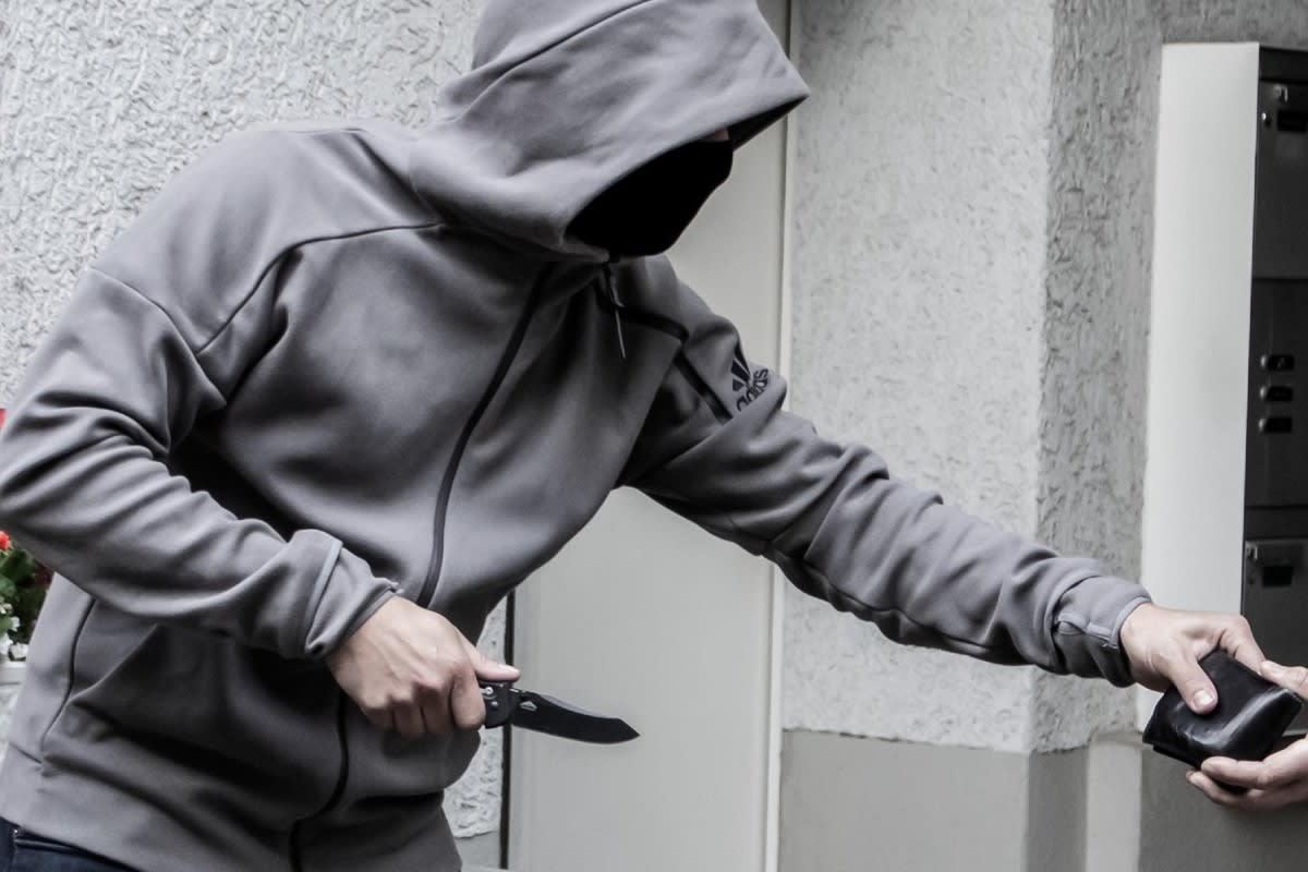 Herisau AR - Mann in seiner Wohnung ausgeraubt 