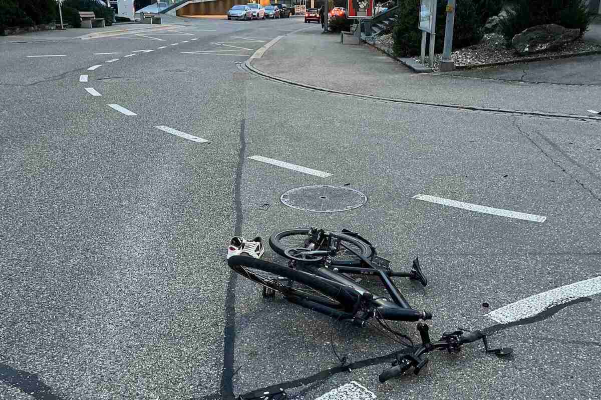 Unfall in Bettlach SO - E-Biker vom Auto erfasst
