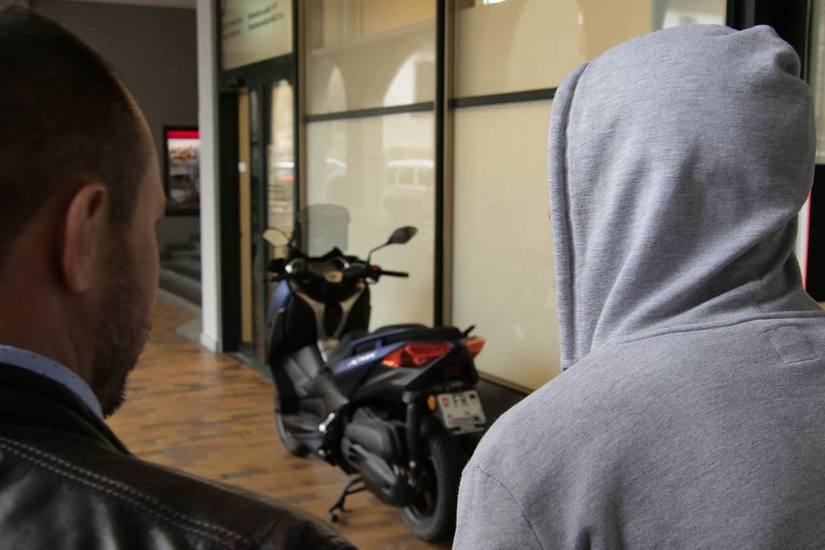 Bulle FR – Mehrere junge Zweiradfahrer angezeigt
