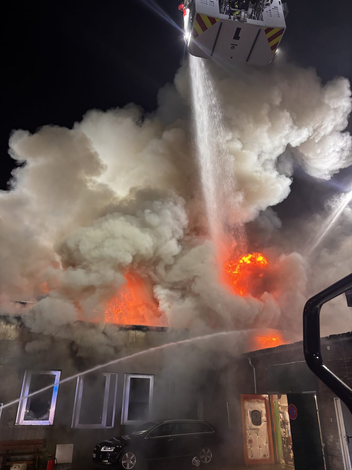 Dortmund – Brand in Kfz-Werkstatt in Lanstrop