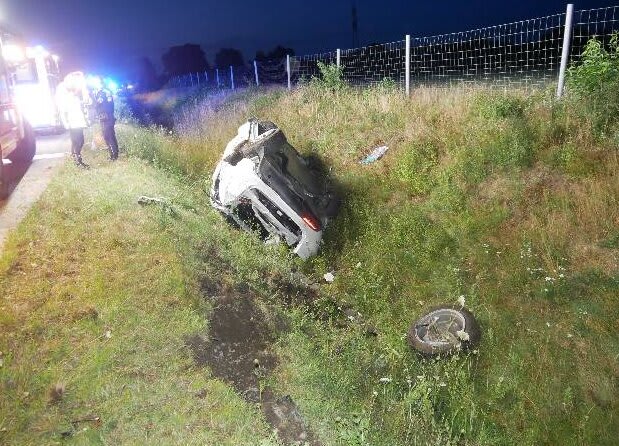 A1 Horstedt – Alkoholisierte Fahrerin bei Unfall schwer verletzt