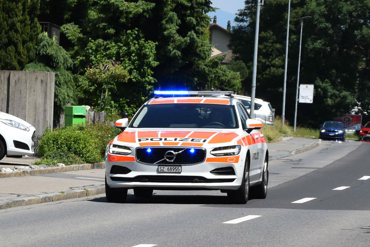 Wangen/Lachen SZ – Autofahrer flüchtet vor Kontrolle