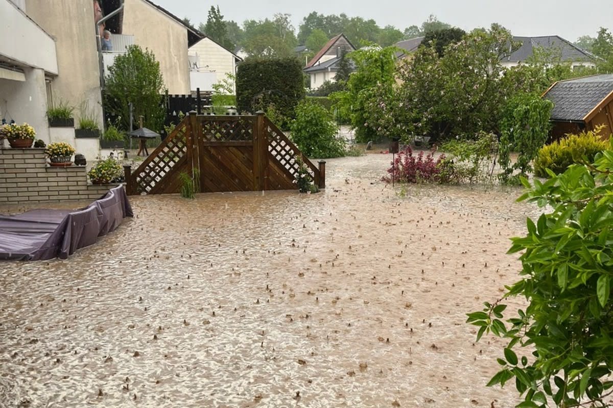 Starkregen trifft Detmolder Norden - Zahlreiche Überschwemmungen und Stromausfälle