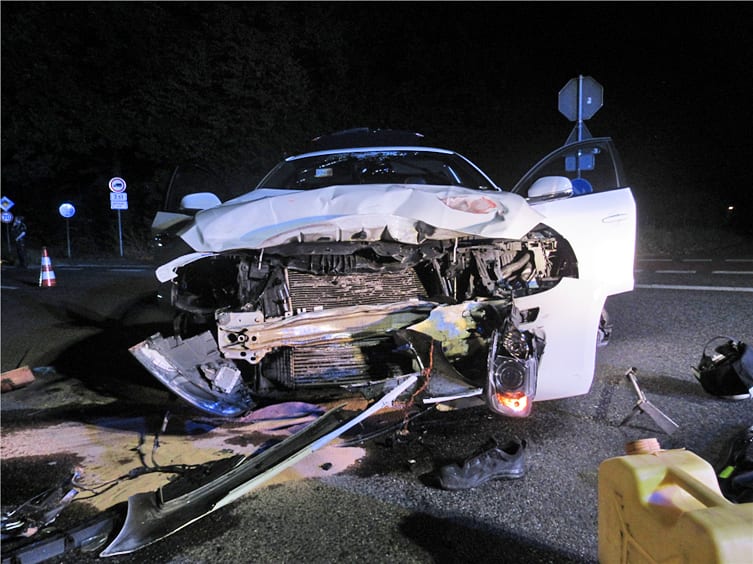 Mettmann – Motorradfahrer bei Unfall mit Pkw schwerstverletzt