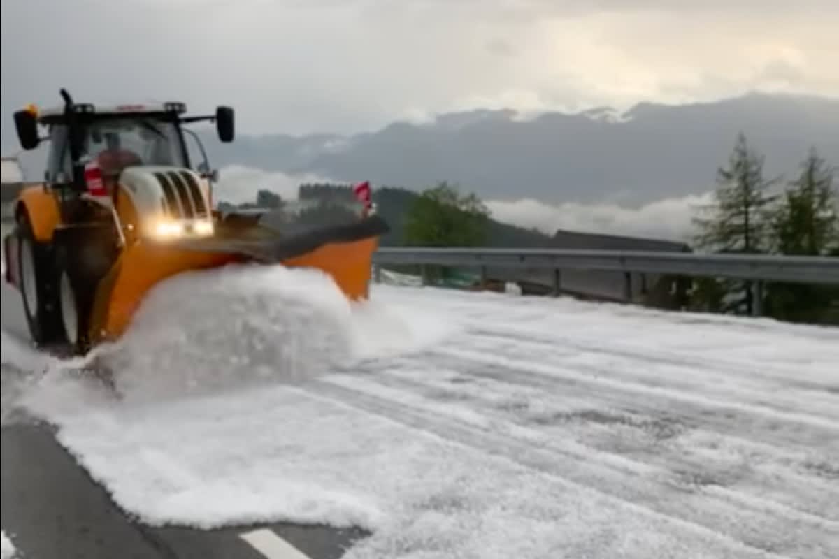 Unwetter - Alarm:  Heftige Gewitter mit Sturmböen und Hagel  in der zweiten Tageshälfte!