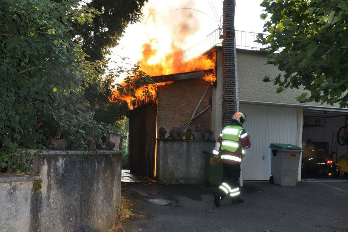 Solothurn SO - Geräteschuppen abgebrannt - niemand verletzt