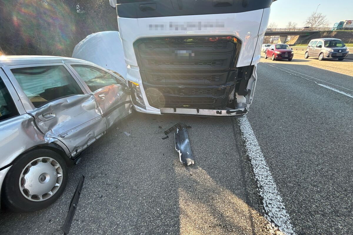 Unfall auf der A2 bei Egerkingen SO 