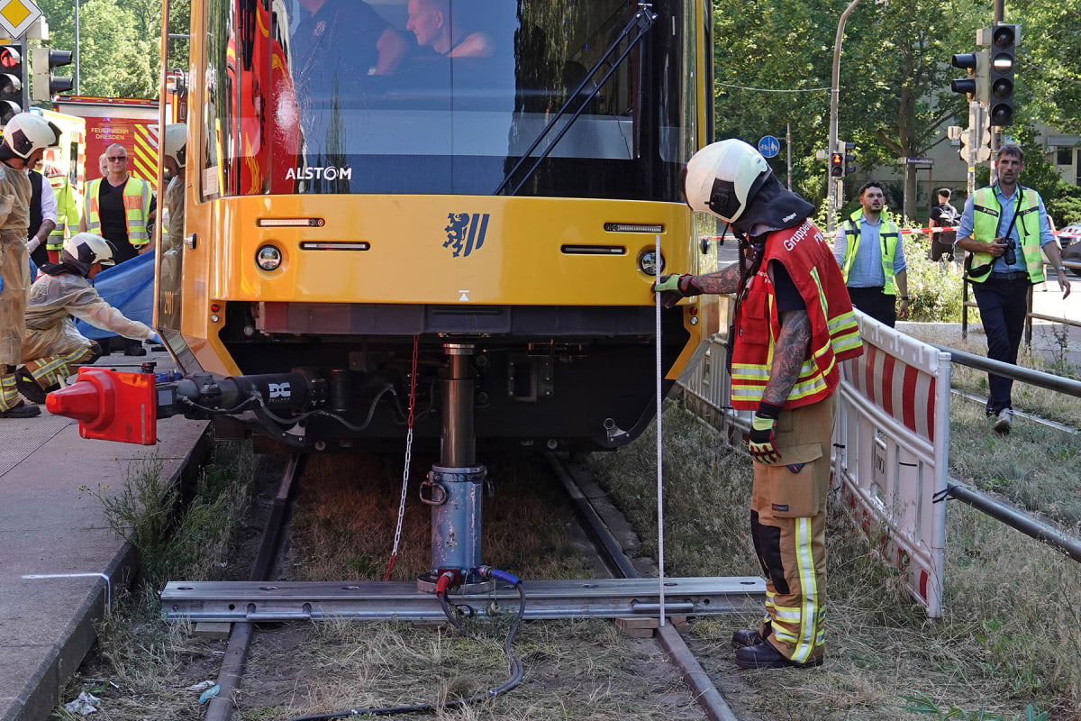 Dresden – Person von Straßenbahn erfasst und tödlich verletzt